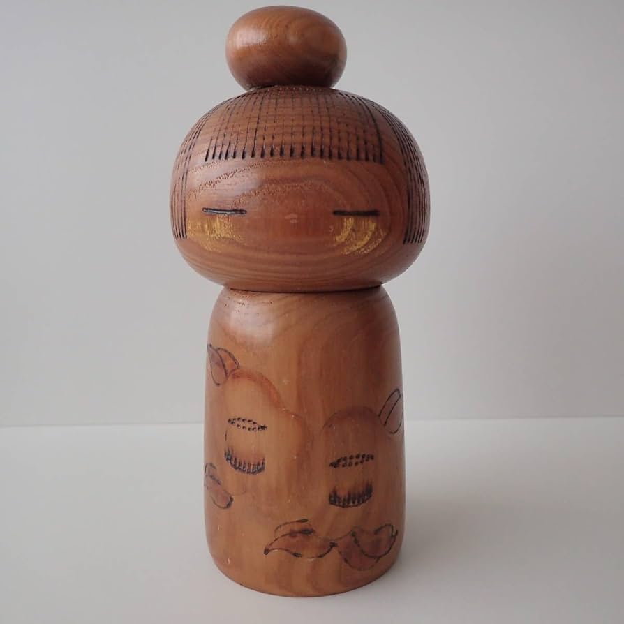 貴重　希少！　創作こけし　高見沢かずを　かずを作　BIG こけし　龍絵彫　骨董 Amazon.co.jp: 高見沢一夫（かずを）創作こけし 内閣総理大臣賞